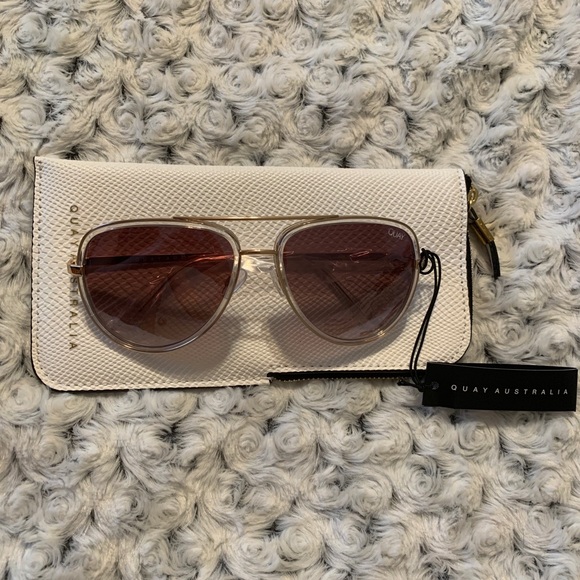 Quay x JLo ALL IN Sunglasses NWT - Picture 3 of 8